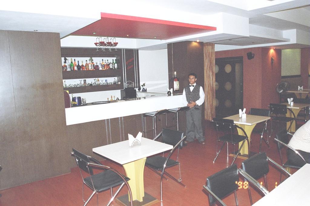 Hotel Fame City Guwahati Zewnętrze zdjęcie